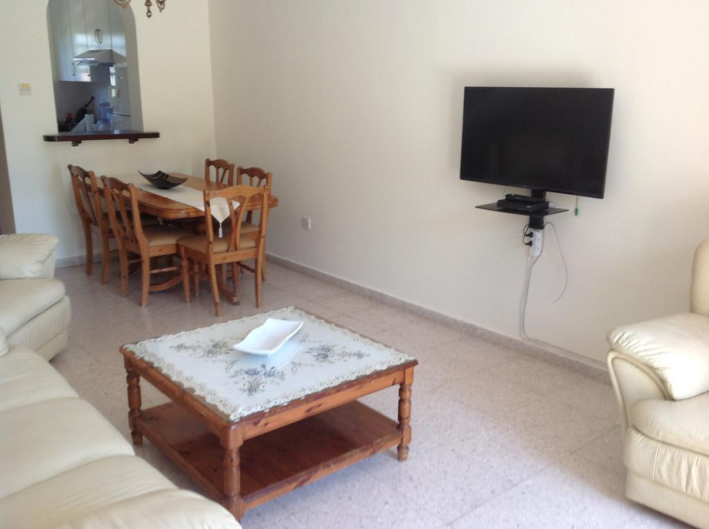 Paphos Townhouse Villa Esterno foto