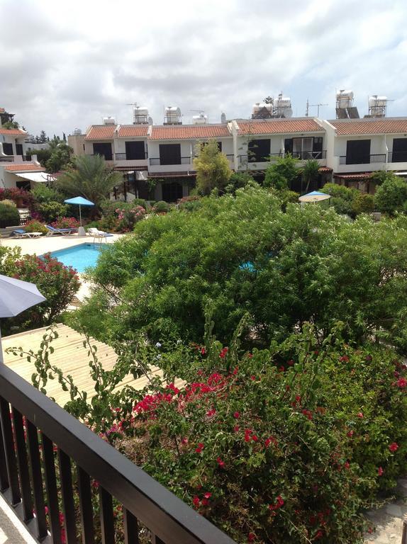 Paphos Townhouse Villa Esterno foto